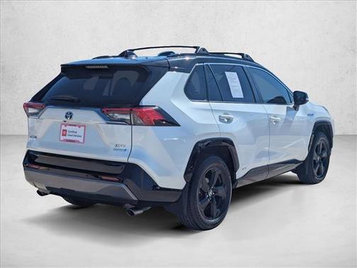 2020 Toyota RAV4 Hybrid SE