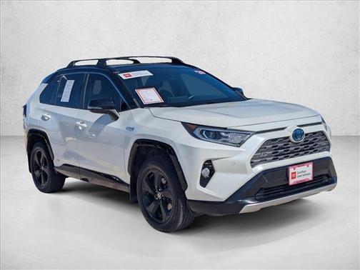2020 Toyota RAV4 Hybrid SE