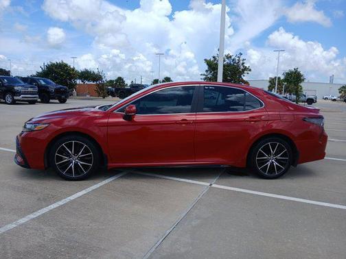 2021 Toyota Camry SE