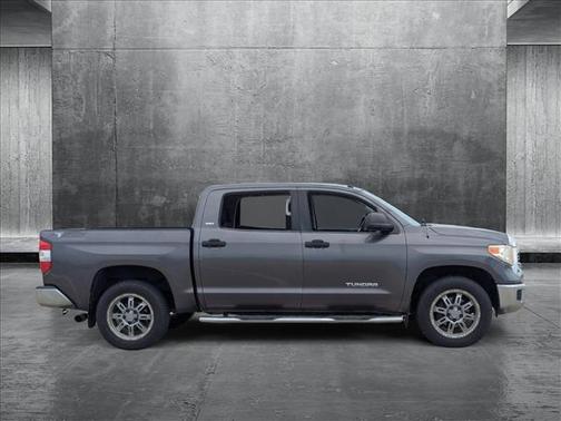 2017 Toyota Tundra SR5