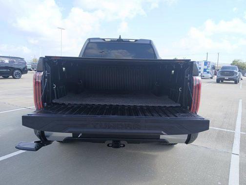 2023 Toyota Tundra Hybrid Capstone