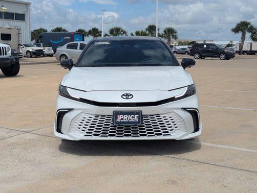 Ice Cap 2025 Toyota Camry XSE