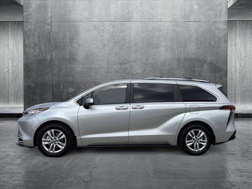 2024 Toyota Sienna Limited 7-Passenger