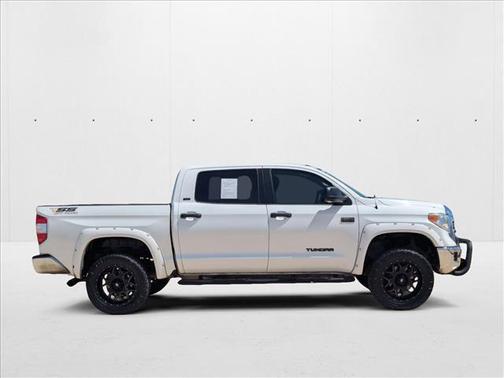 2016 Toyota Tundra SR5