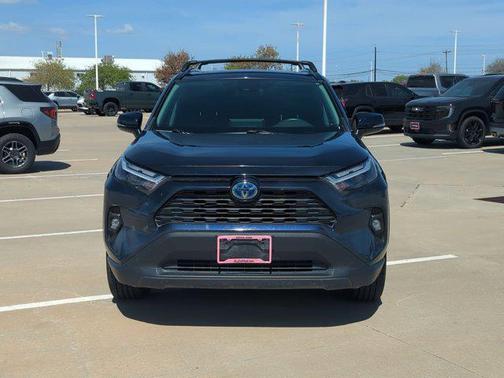 2023 Toyota RAV4 Hybrid XLE Premium