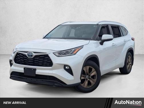 2023 Toyota Highlander Hybrid XLE