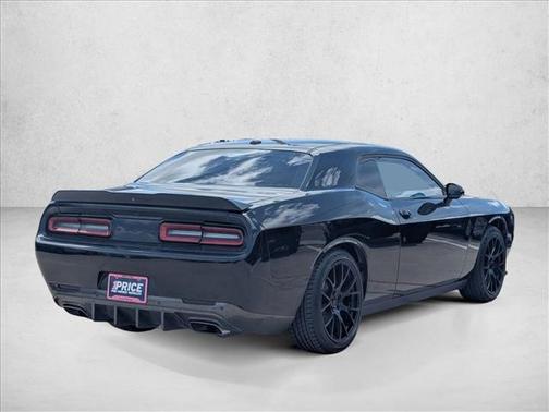 Pitch Black Clearcoat 2020 Dodge Challenger R/T