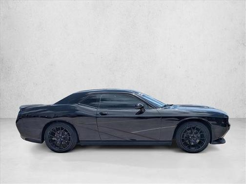 Pitch Black Clearcoat 2020 Dodge Challenger R/T