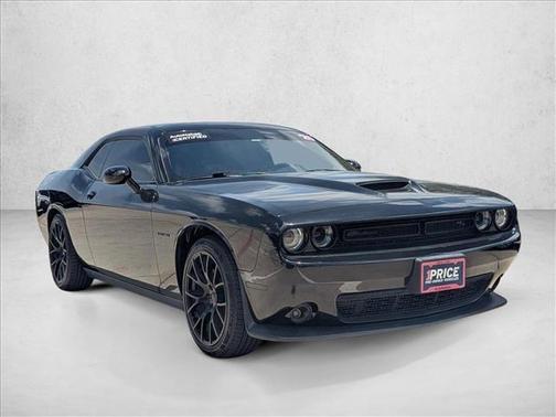 Pitch Black Clearcoat 2020 Dodge Challenger R/T