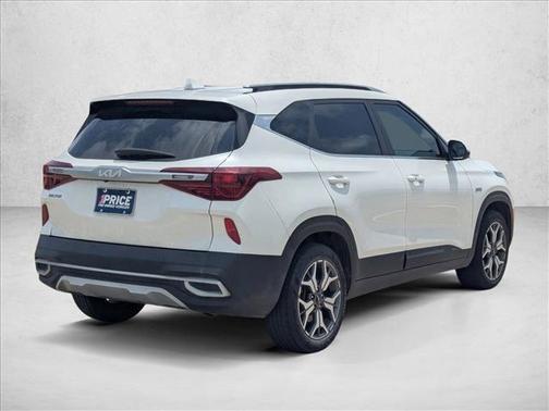 Snow White Pearl 2022 Kia Seltos EX