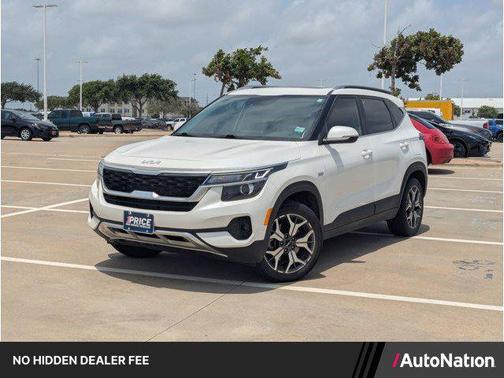 Snow White Pearl 2022 Kia Seltos EX