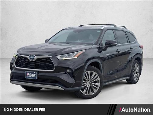 Opulent Amber 2021 Toyota Highlander Hybrid Platinum