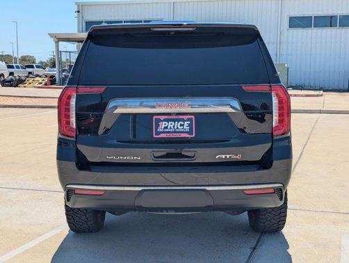 2023 GMC Yukon 4WD AT4