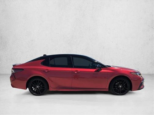 Supersonic Red/Midnight Black Metallic 2022 Toyota Camry XSE