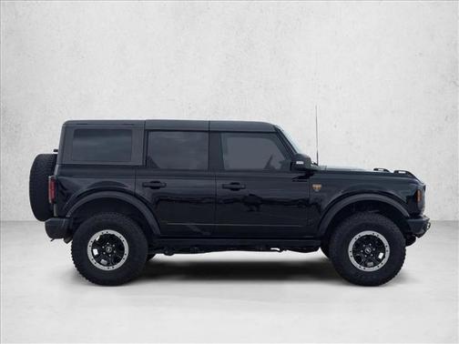 Shadow Black 2024 Ford Bronco Badlands