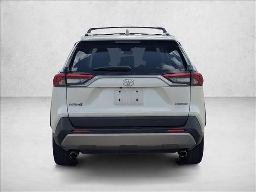 Blizzard Pearl 2022 Toyota RAV4 Limited