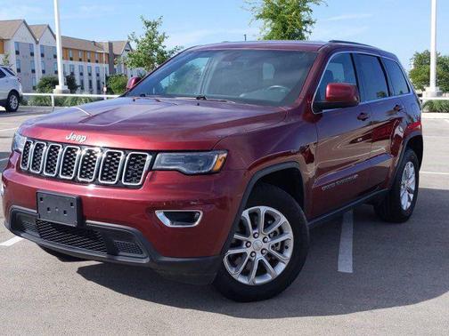 2022 Jeep Grand Cherokee Laredo