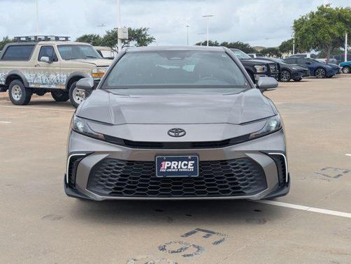 Heavy Metal 2025 Toyota Camry SE