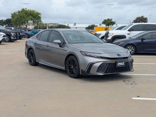 Heavy Metal 2025 Toyota Camry SE