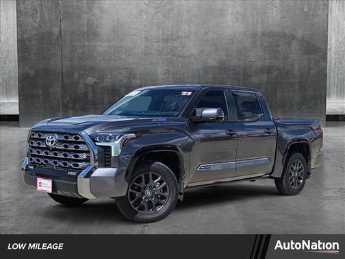 2025 Toyota Tundra Hybrid Platinum