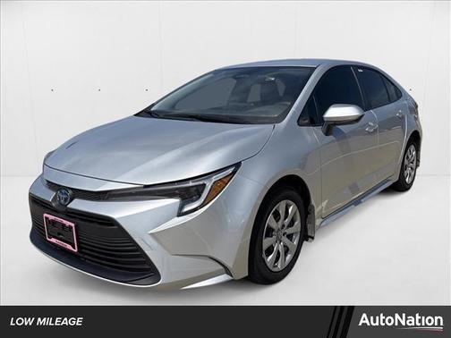 2025 Toyota Corolla Hybrid LE