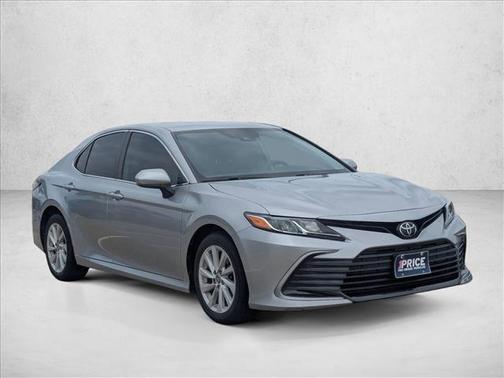 Celestial Silver Metallic 2022 Toyota Camry LE