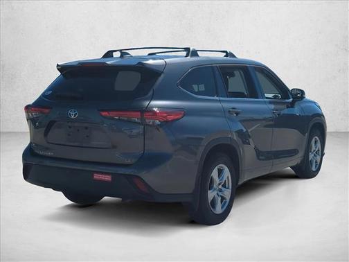 2021 Toyota Highlander LE