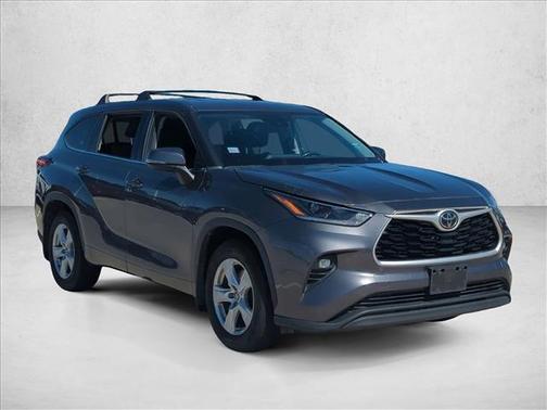 2021 Toyota Highlander LE
