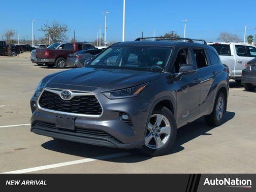 2021 Toyota Highlander LE