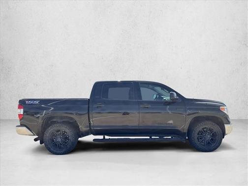 Black 2017 Toyota Tundra SR5