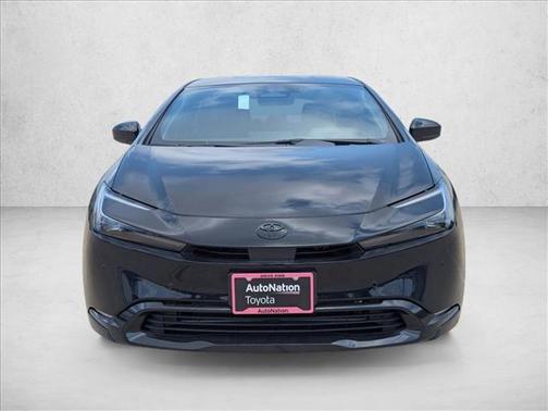 2025 Toyota Prius L