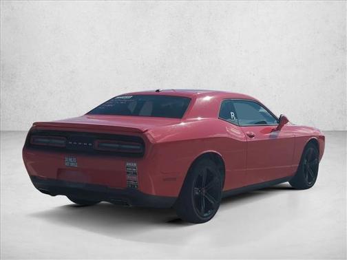 2015 Dodge Challenger SXT