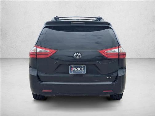 Midnight Black Metallic 2017 Toyota Sienna XLE