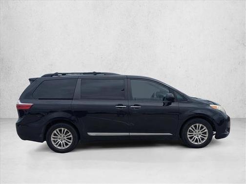 Midnight Black Metallic 2017 Toyota Sienna XLE