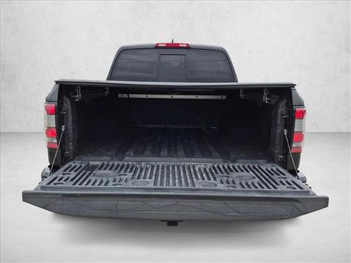 Super Black 2022 Nissan Frontier SV