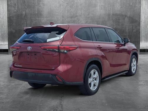 2021 Toyota Highlander LE