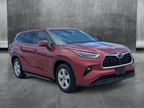 2021 Toyota Highlander LE