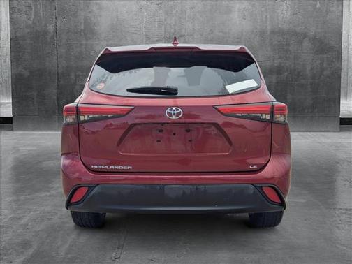 2021 Toyota Highlander LE