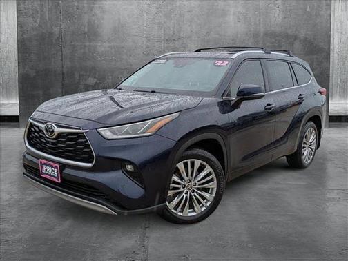 2022 Toyota Highlander Platinum