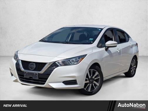 Aspen White TriCoat Pearl 2020 Nissan Versa 1.6 SV