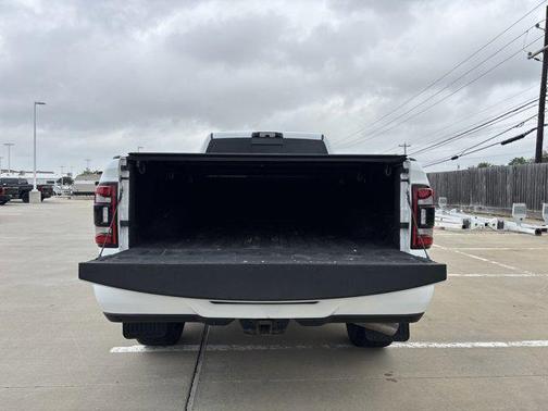 2022 RAM 3500 Laramie Crew Cab 4x4 8' Box