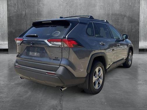 2023 Toyota RAV4 Hybrid LE