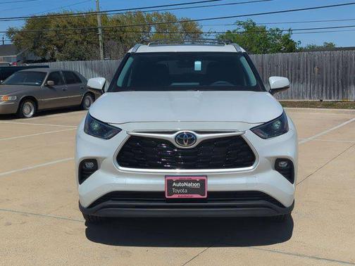 2026 Toyota Highlander Hybrid XLE