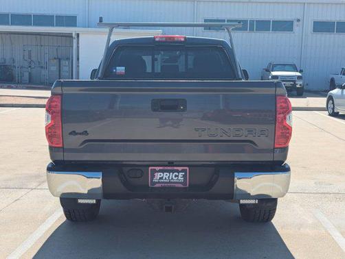 2018 Toyota Tundra SR5