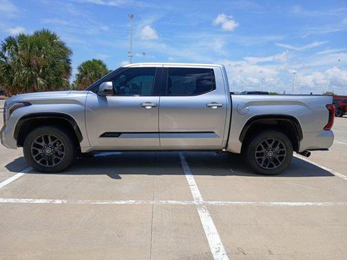2023 Toyota Tundra Platinum