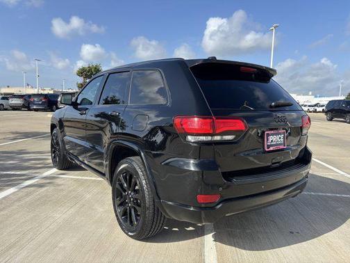 2020 Jeep Grand Cherokee Altitude