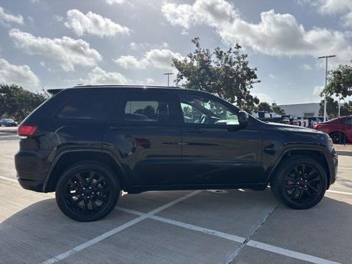 2020 Jeep Grand Cherokee Altitude
