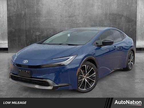 2024 Toyota Prius XLE