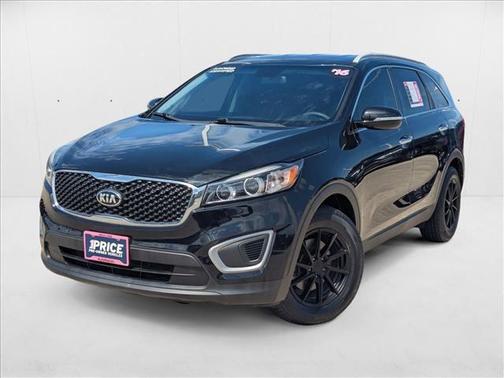 2016 Kia Sorento LX