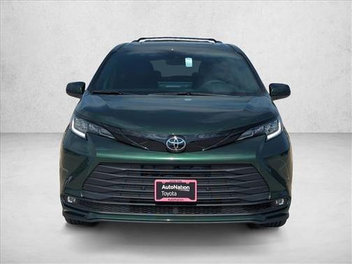 2026 Toyota Sienna Woodland Edition